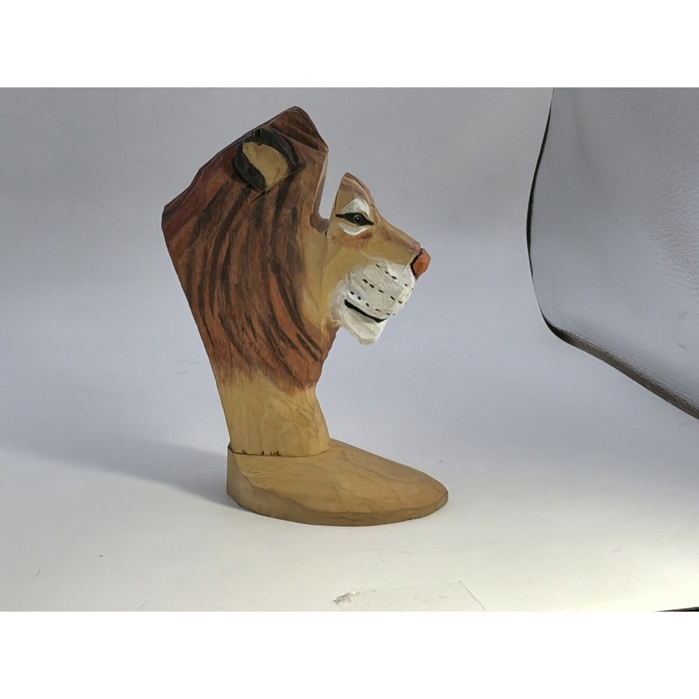 Carved Wood Lion Eye Glass Holder Stand Bass Wood